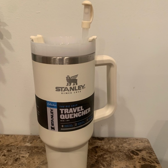 Straw toppers for tumbler straws. - Picture 14 of 17